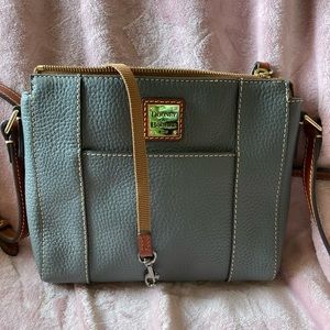Dooney & Bourke gray shoulder bag